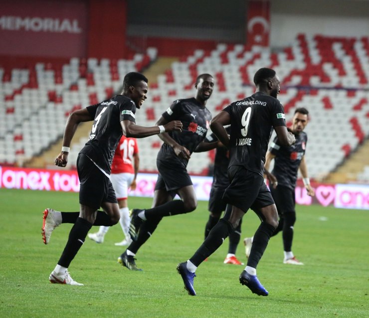 Sivasspor ile Konyaspor 24. randevuda