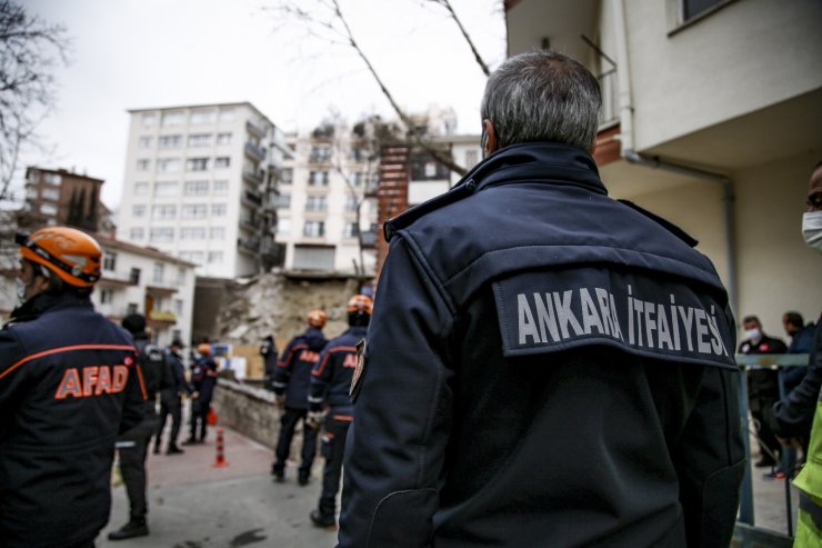 Bakan Kurum: “Yapılan kontrolsüz kazı sebebiyle Açelya Apartmanı ve etrafındaki apartmanlar şu an için risk altında”