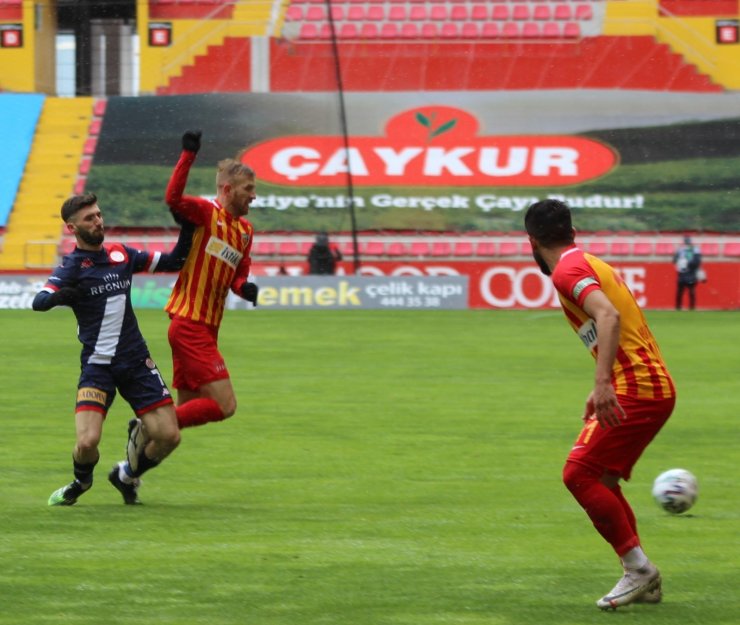 Süper Lig: Kayserispor: 0 - Antalyaspor: 1 (İlk yarı)