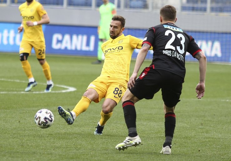 Süper Lig: MKE Ankaragücü: 2 Gençlerbirliği: 1 (Maç sonucu)