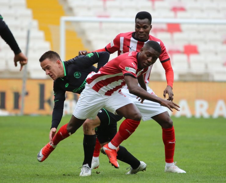 Süper Lig: Sivasspor: 0 - Konyaspor: 0 (Maç devam ediyor)