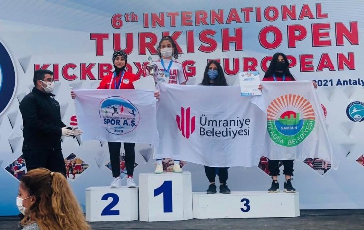 Kayserili Kickboksçular Antalya’dan 20 madalya ile döndü