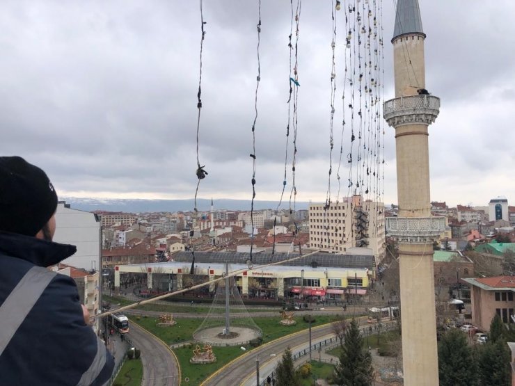 Bu yılın mahyası “Tedbir al, tevekkül et” mesajı taşıyacak