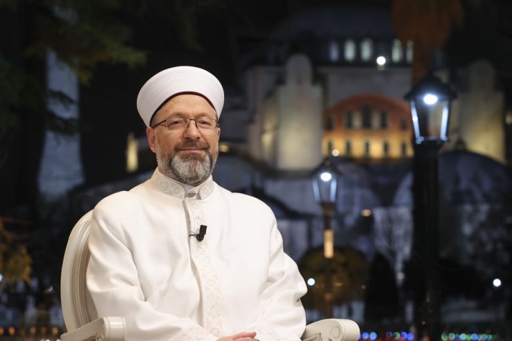 Başkan Erbaş: "Diyanet İşleri Başkanlığı olarak çok güzel bir çalışma yaptık. 5 ciltlik konulu tefsir hazırladık"