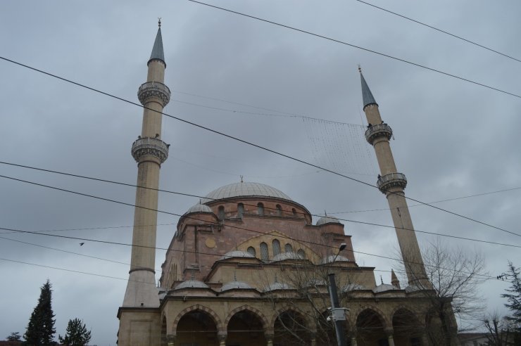 Bu yılın mahyası “Tedbir al, tevekkül et” mesajı taşıyacak