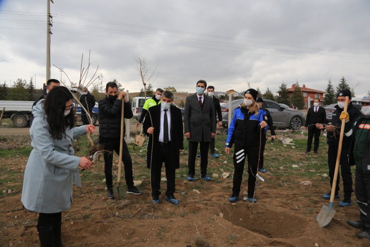 Polis Teşkilatı İçin Gölbaşı’nda ağaç dikimi gerçekleştirildi