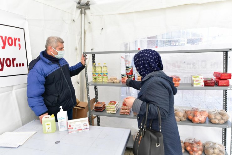 Gönül Çarşısı ile imkanı olan verecek, ihtiyacı olan alacak