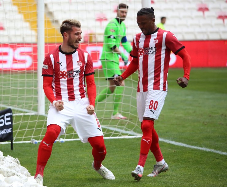 Sivasspor’da hedef yenilmezlik rekorunu kırmak