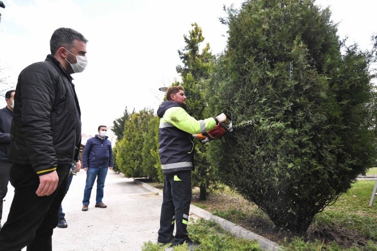 Pursaklar’da parklar yaza hazırlanıyor