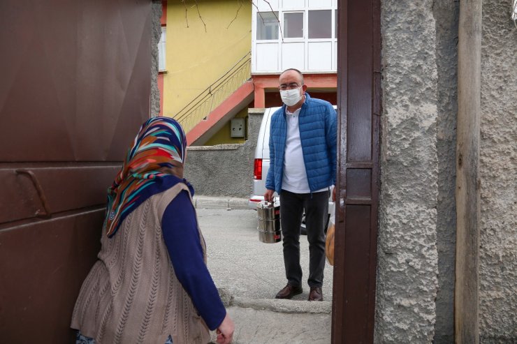 Meram Belediyesi ve Türk Kızılay Meram gönüllere dokunuyor