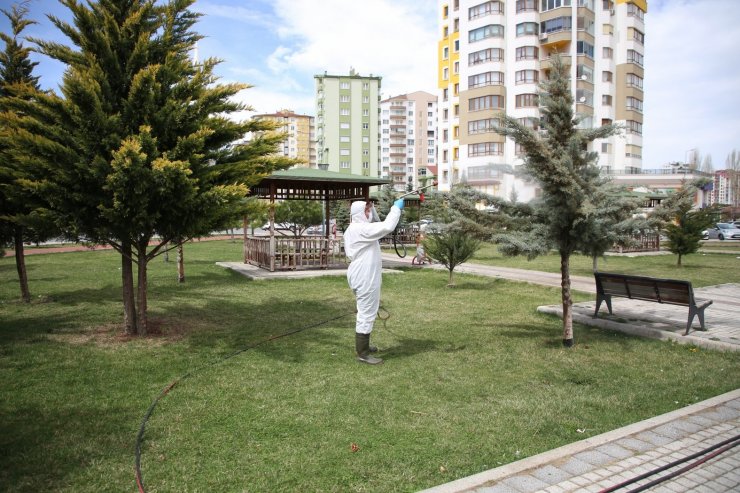 Melikgazi’de larva döneminde haşeratla mücadele başladı