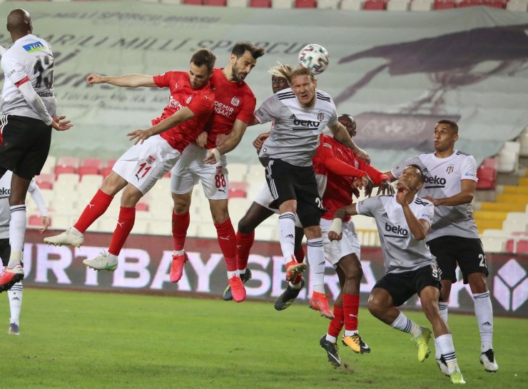 Süper Lig: D.G. Sivasspor : 0 Beşiktaş: 0 (Maç sonucu)