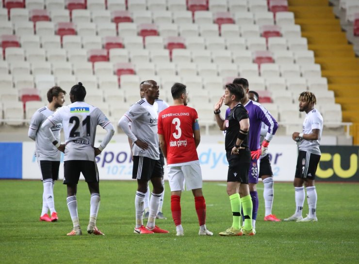 Süper Lig: D.G. Sivasspor : 0 Beşiktaş: 0 (Maç sonucu)