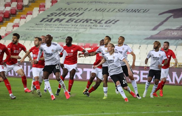 Süper Lig: D.G. Sivasspor : 0 Beşiktaş: 0 (Maç sonucu)