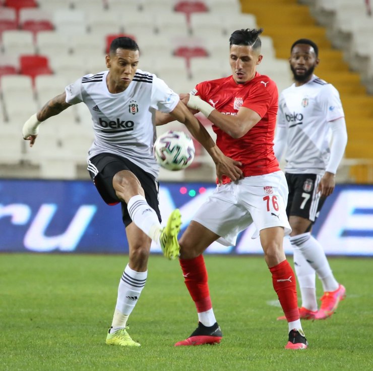 Süper Lig: D.G. Sivasspor : 0 Beşiktaş: 0 (Maç sonucu)