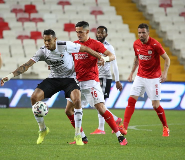 Süper Lig: D.G. Sivasspor : 0 Beşiktaş: 0 (Maç sonucu)