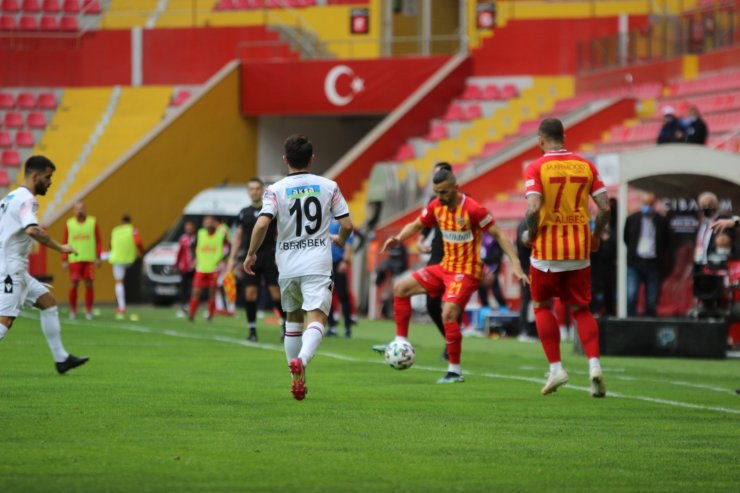 Süper Lig: Hes Kablo Kayserispor: 2 - Gençlerbirliği SK: 2 (Maç sonucu)