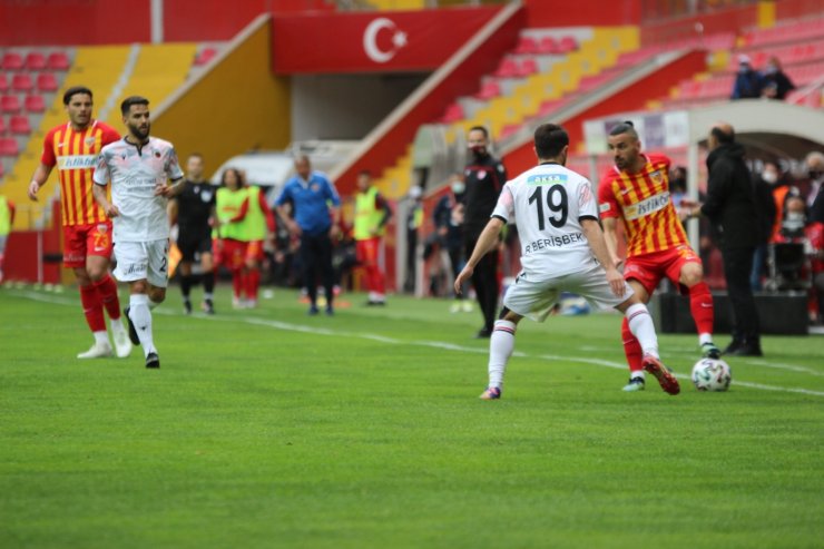 Süper Lig: Hes Kablo Kayserispor: 2 - Gençlerbirliği SK: 2 (Maç sonucu)