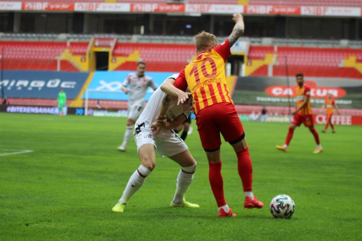 Süper Lig: Hes Kablo Kayserispor: 2 - Gençlerbirliği SK: 2 (Maç sonucu)