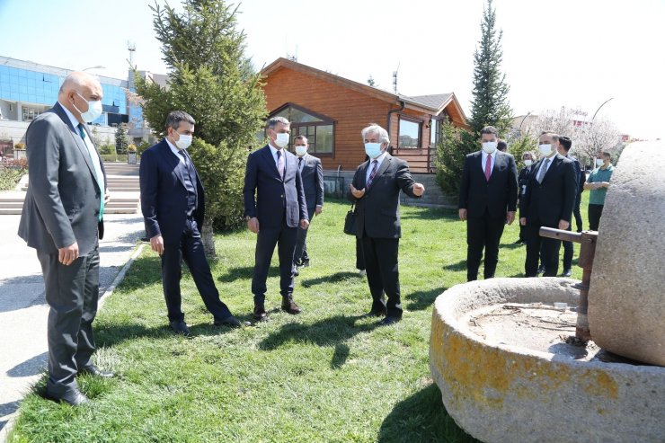 Gölbaşı Belediyesi ve Ankara Hacı Bayram Veli Üniversitesi kültürel mirasına sahip çıkıyor