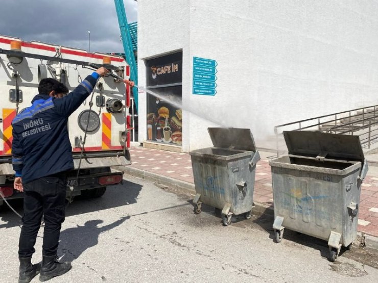 İnönü’de hijyen ve dezenfekte çalışmaları aralıksız devam ediyor