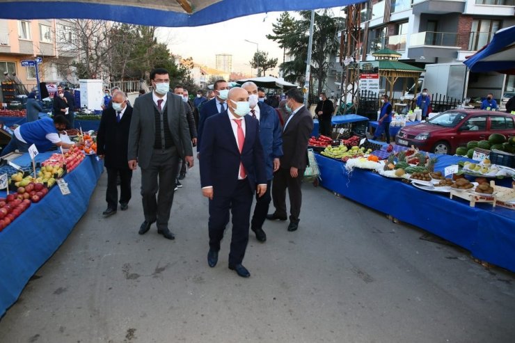 Başkan Altınok’tan semt pazarlarına Ramazan denetimi