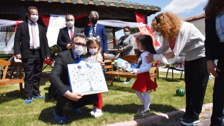 Prof. Dr. Aksoy: “Çocuklarımıza güzel bir gelecek sunmak için çalışıyoruz”