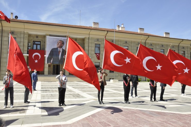 23 Nisan Ulusal Egemenlik ve Çocuk Bayramı kutlandı