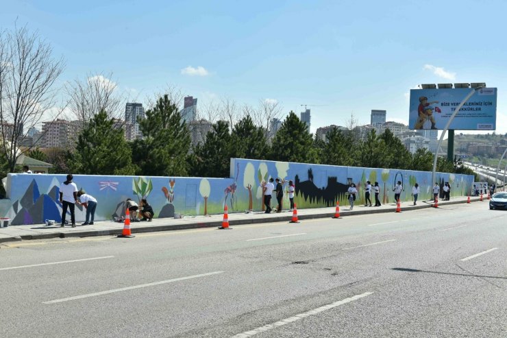 Ankara’nın duvarları 23 Nisan’da sanatla buluştu