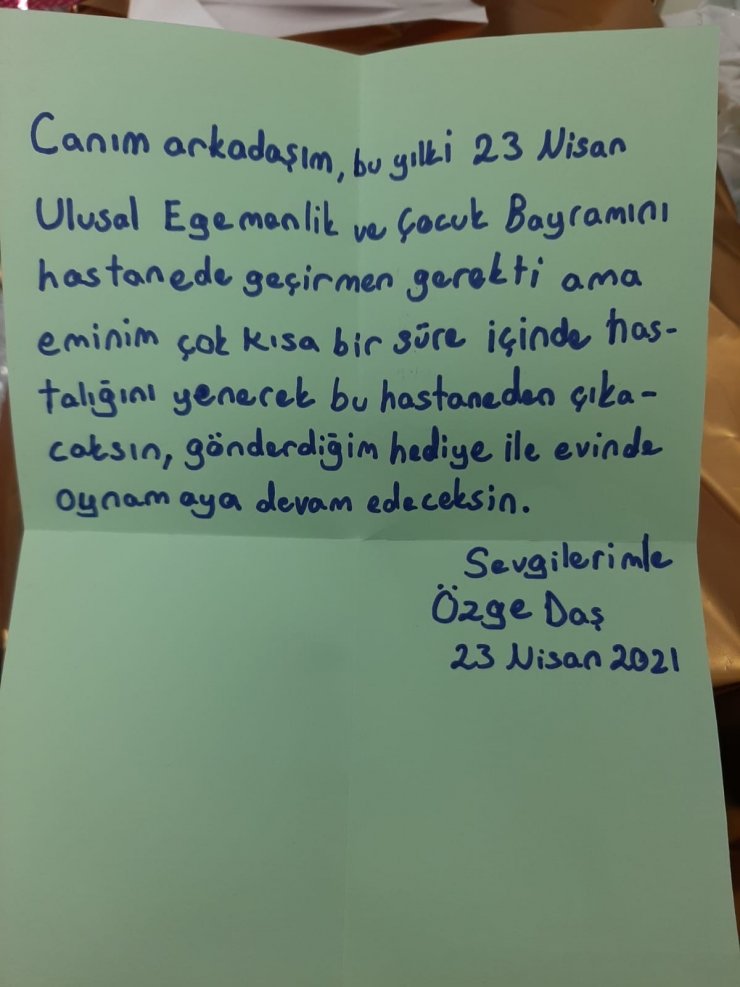 Ankara Şehir Hastanesinde tedavi gören çocuklara 23 Nisan sürprizi