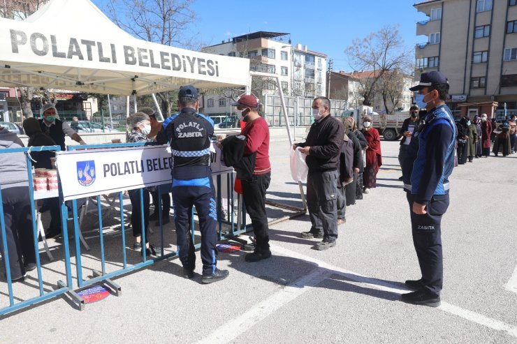 Polatli Belediyesi Gönül Sofraları ile mahallelerde vatandaşlarla buluşmaya devam ediyor