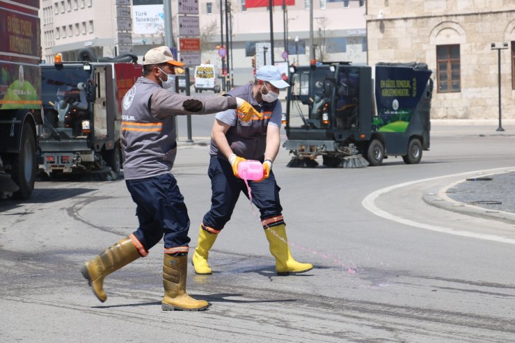 Sivas sokaklarında bahar temizliği