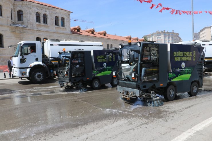 Sivas sokaklarında bahar temizliği