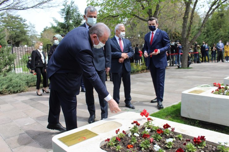 TBMM Başkanı Şentop: “Biden’ın bu konuda arşiv çalışmaları yapıp fikir değişikliğine sahip olduğuna inan kimse yoktur”