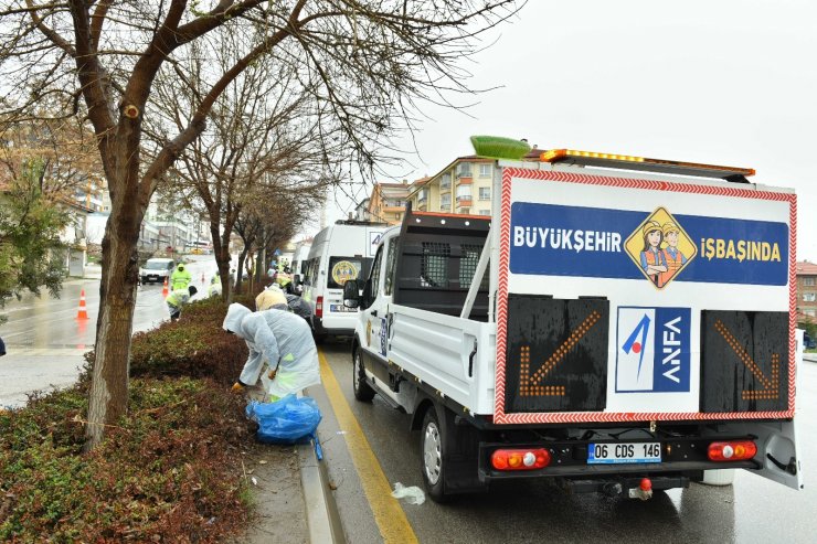 Başkent’te peyzaj çalışmaları devam ediyor