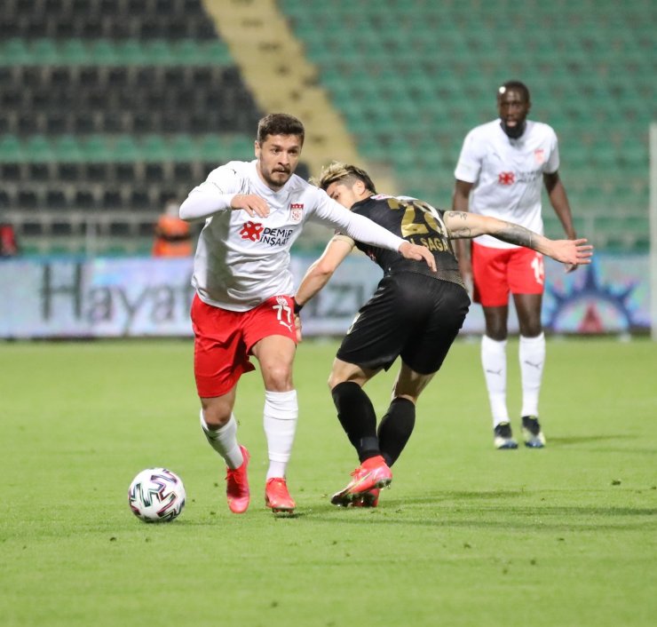 Sivasspor 14 haftada 28 puan topladı