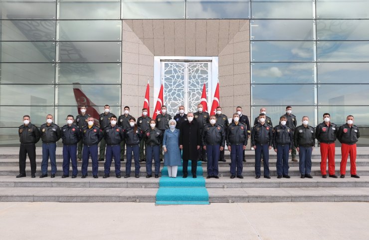 Cumhurbaşkanı Erdoğan’ı Ankara’da pilotlar karşıladı