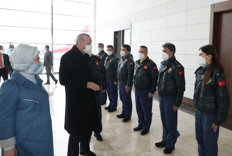 Cumhurbaşkanı Erdoğan’ı Ankara’da pilotlar karşıladı