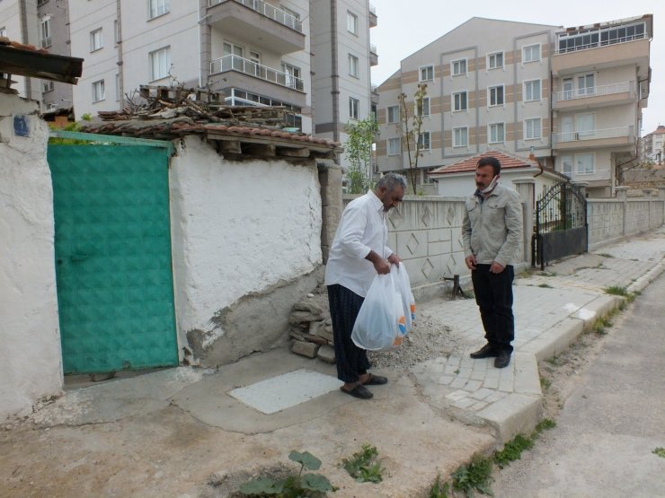 Dernek Başkanı Özel: “Yardımlarımız 350 aileye ulaştırıldı”