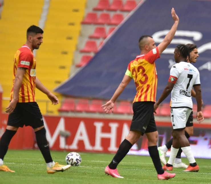 Süper Lig: Hes Kablo Kayserispor: 6 - Denizlispor: 3 (Maç sonucu)