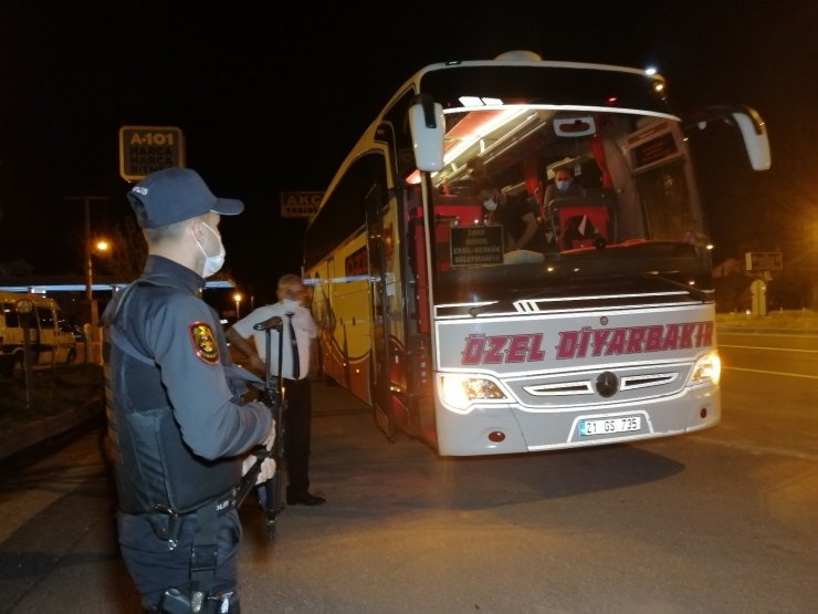 Aksaray’da tam kapanmalı kısıtlamada karayollarında seyahat denetimi