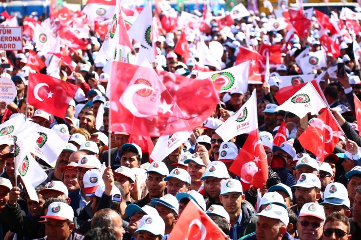 HAK-İŞ Başkanı Arslan: “Yeni ve tam bir anayasanın hayata geçirilmesini istiyoruz”