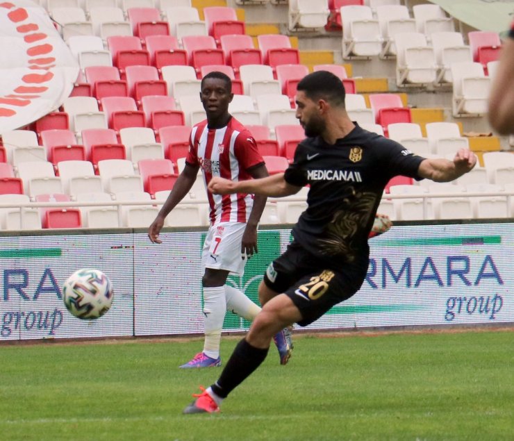 Süper Lig: DG Sivasspor: 1 - Yeni Malatyaspor: 0 (Maç sonucu)