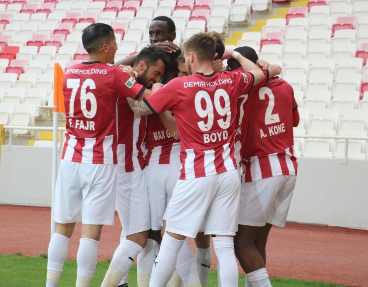 Süper Lig: DG Sivasspor: 1 - Yeni Malatyaspor: 0 (Maç sonucu)