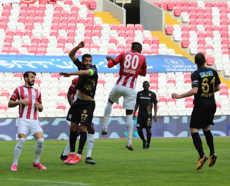 Süper Lig: DG Sivasspor: 1 - Yeni Malatyaspor: 0 (Maç sonucu)