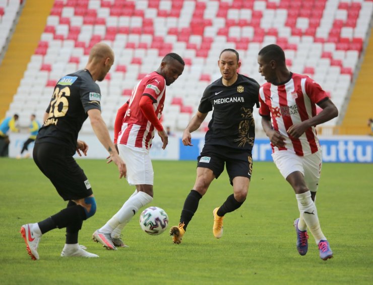 Süper Lig: DG Sivasspor: 1 - Yeni Malatyaspor: 0 (Maç sonucu)