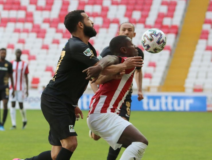 Süper Lig: DG Sivasspor: 1 - Yeni Malatyaspor: 0 (Maç sonucu)