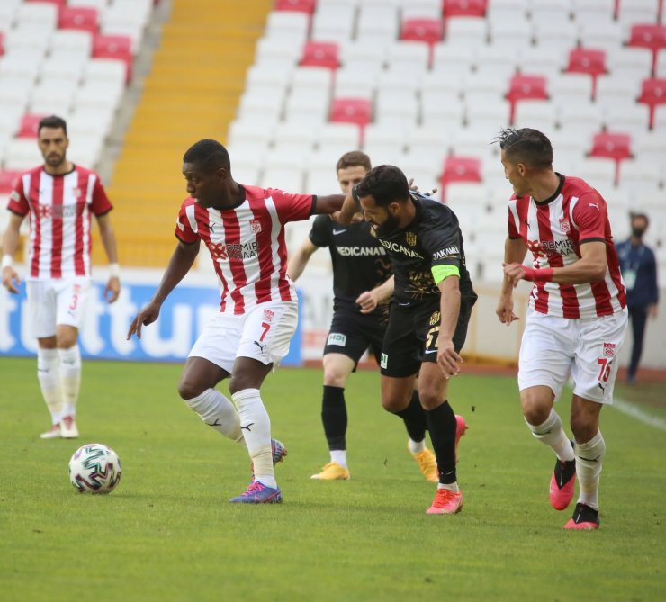 Süper Lig: DG Sivasspor: 1 - Yeni Malatyaspor: 0 (Maç sonucu)