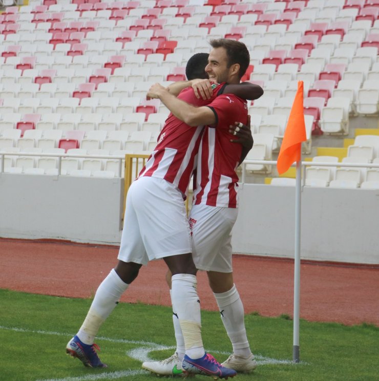 Süper Lig: DG Sivasspor: 1 - Yeni Malatyaspor: 0 (Maç sonucu)