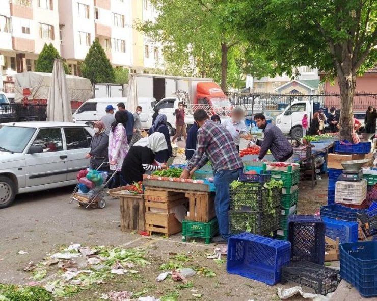 Müşteriye yarım kilo biber vermeyen pazarcıya zabıtadan uyarı